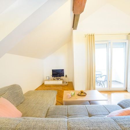 Apartment Bastaja สลูน ภายนอก รูปภาพ