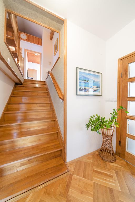 Apartment Bastaja สลูน ภายนอก รูปภาพ