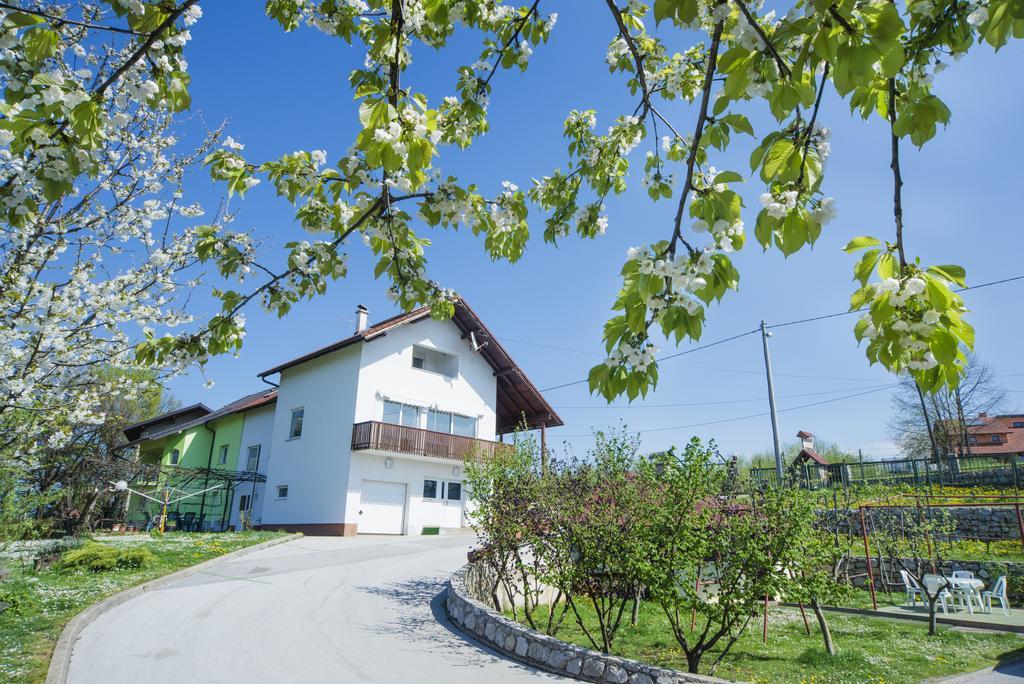 Apartment Bastaja สลูน ภายนอก รูปภาพ