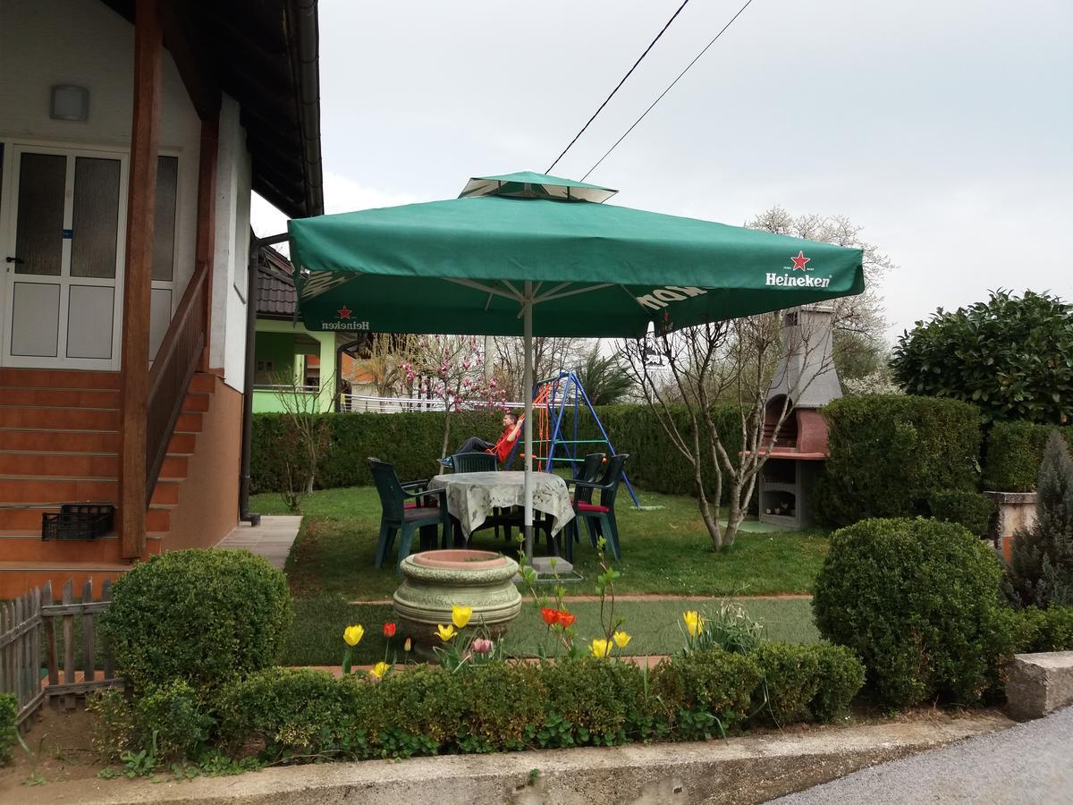 Apartment Bastaja สลูน ภายนอก รูปภาพ